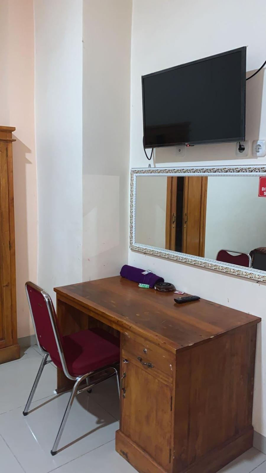 Motel Wisma Reza Palopo Zewnętrze zdjęcie